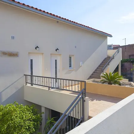 Meri - Puharic 게스트하우스 마카르스카