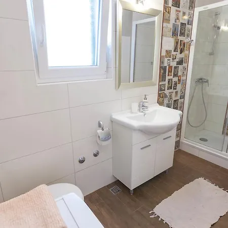 Meri - Puharic 3* 마카르스카